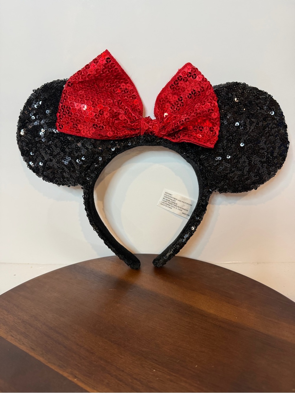 Disney Parks Minnie Mouse Sequin Ears Headband Red Sequin Bow Classic Black